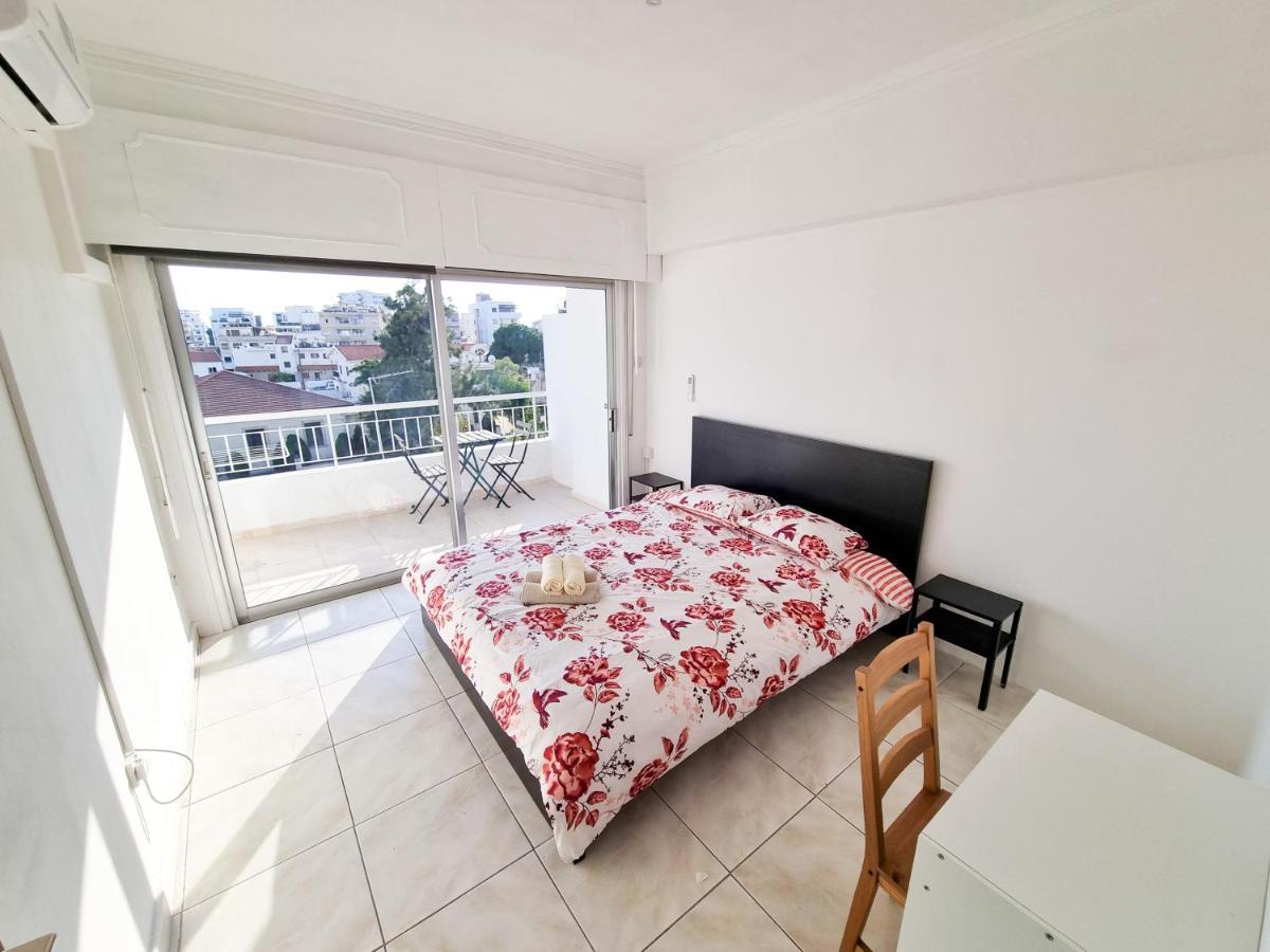 City View Rooms Ларнака Экстерьер фото